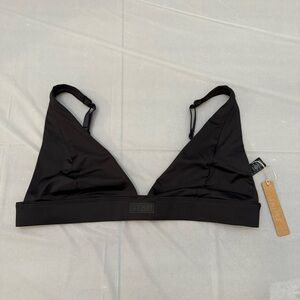 Women’s SKIMS Black Triangle Seamless Design bikini top size XL